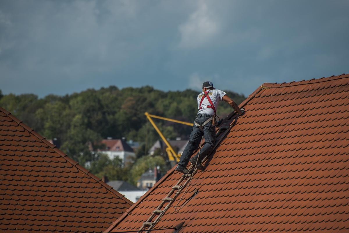 Roof repair Omaha, NE